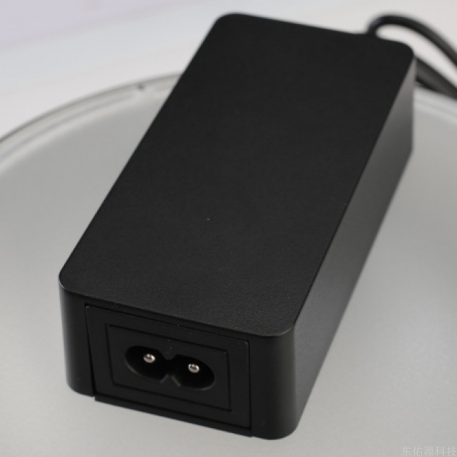 120W 色虎APP下载安装适配器